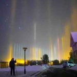 “神州北极”漠河出现罕见“寒夜光柱”奇观